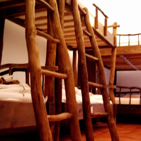 Ghostel - Medieval *