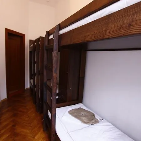 Ghostel - Medieval *