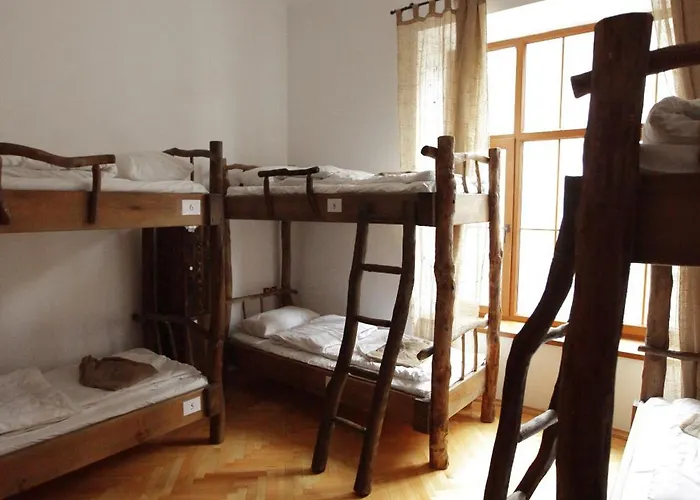 Ghostel - Medieval Hostel *