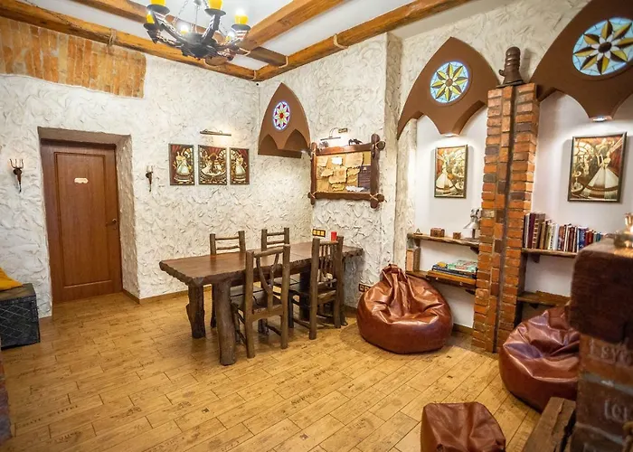 Ghostel - Medieval Hostel *