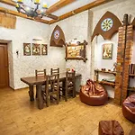Ghostel - Medieval Hostel *