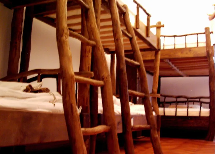 Ghostel - Medieval *